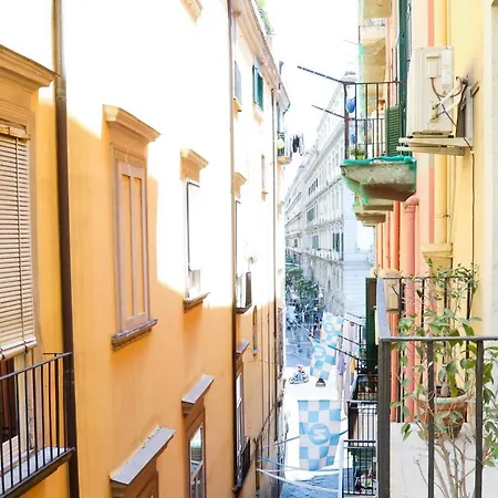 Apartment Guesthost - I Miracoli Neapel